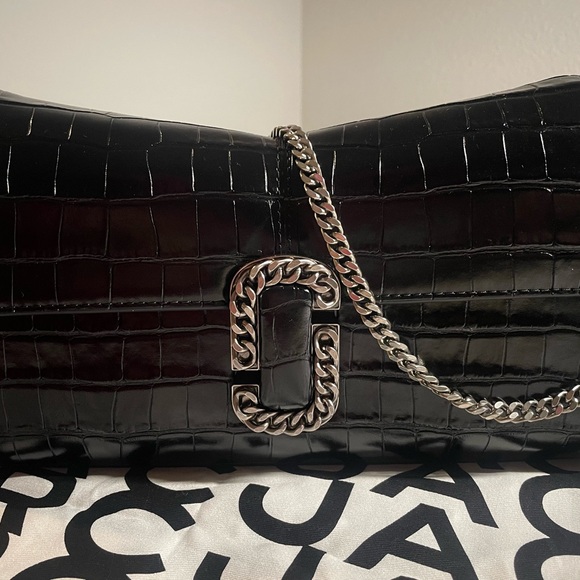 SOLD ❌ Brand New, Authentic Marc Jacobs The Croc-Embossed St. Marc Shoulder Bag - Picture 4 of 13